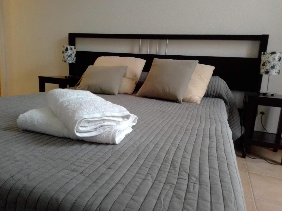 Joli Appartement T2 Dans Residence Avec Piscine, Hammam Et Parking Gratuits Carcassonne Exterior foto