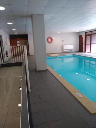 Joli Appartement T2 Dans Residence Avec Piscine, Hammam Et Parking Gratuits Carcassonne Exterior foto