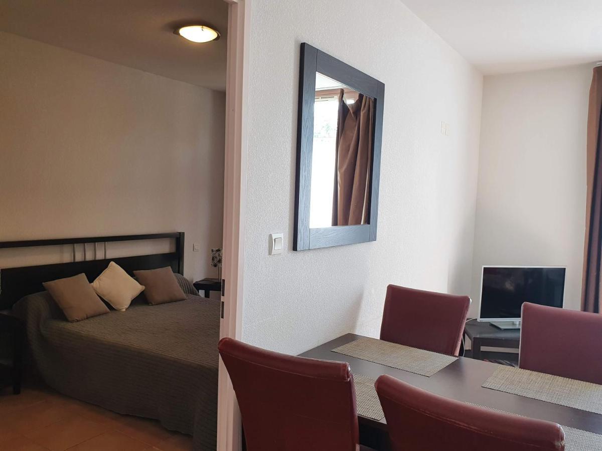 Joli Appartement T2 Dans Residence Avec Piscine, Hammam Et Parking Gratuits Carcassonne Exterior foto